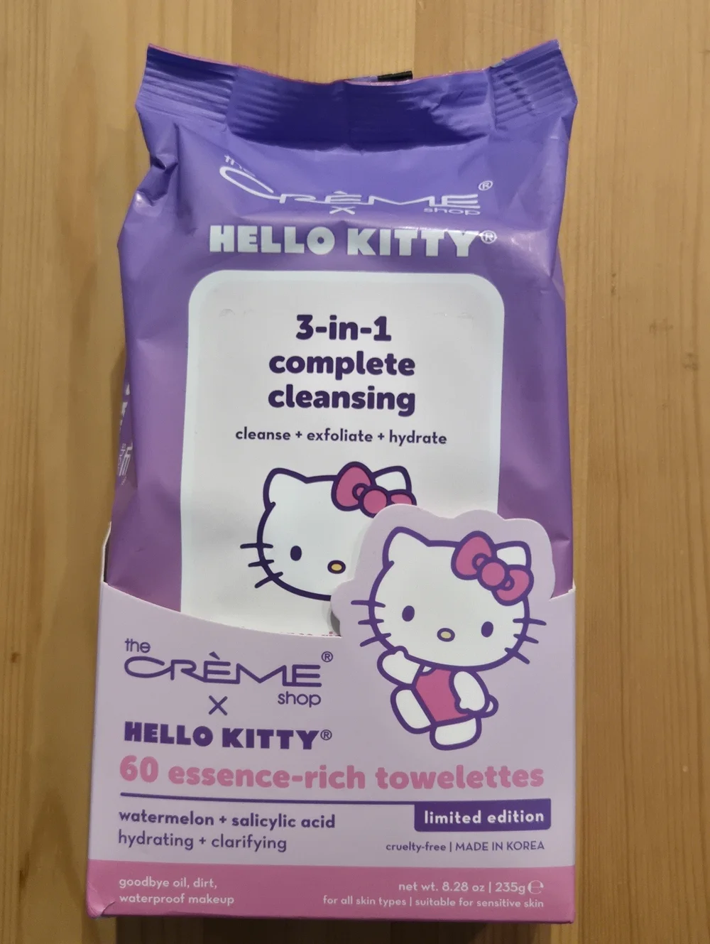 🎁Hello Kitty Golden Bow Gift Set: Makeup Bag, Brushes, Wipes, Clips, Stickers